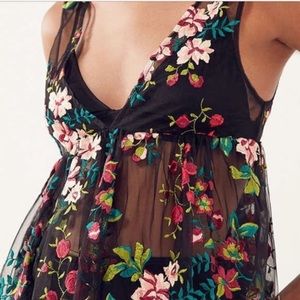 ecote grits mesh floral blouse (urban outfitters)